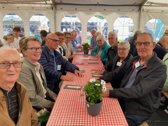 Og her det andet bord. En meget hyggelig stund.